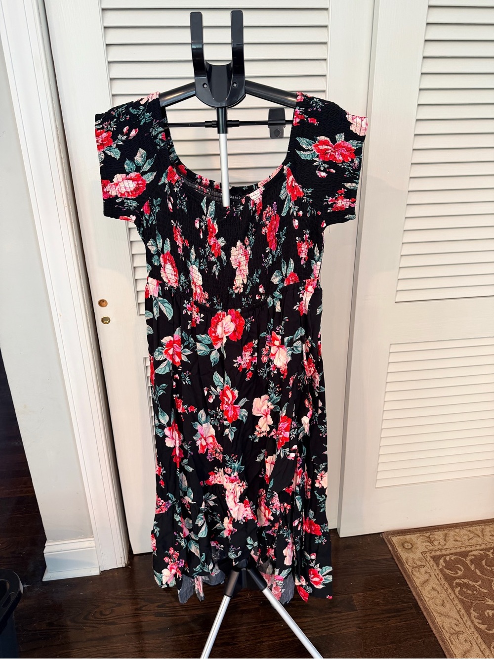 torrid Black Off-Shoulder Floral High-Low Dress - Picture 4 of 6